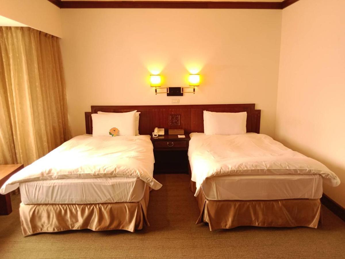 Beautiful Hotel Taipei Синдиан-Сити Экстерьер фото